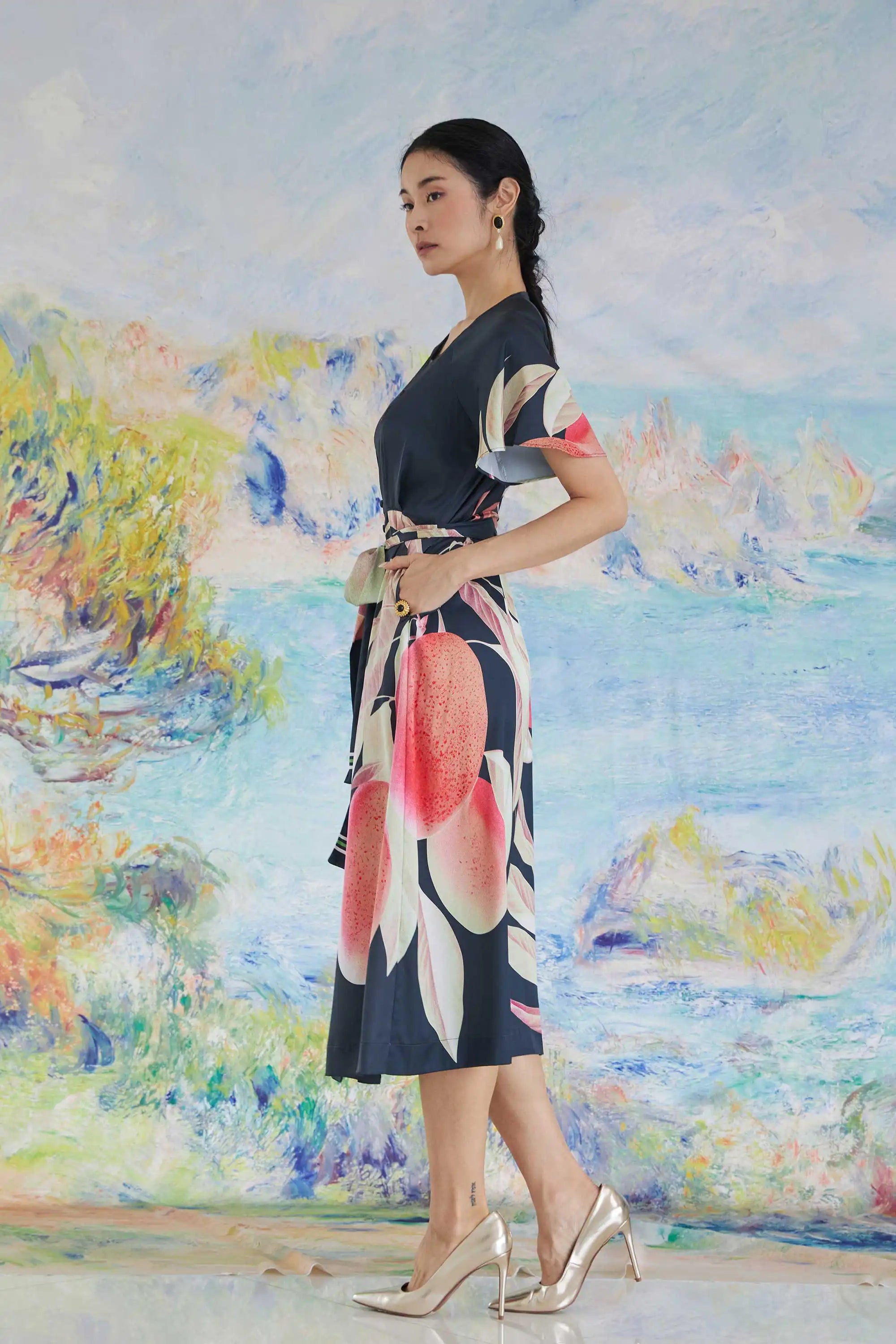 Box Pleats Flutter Sleeves Midi Dress (Mango)