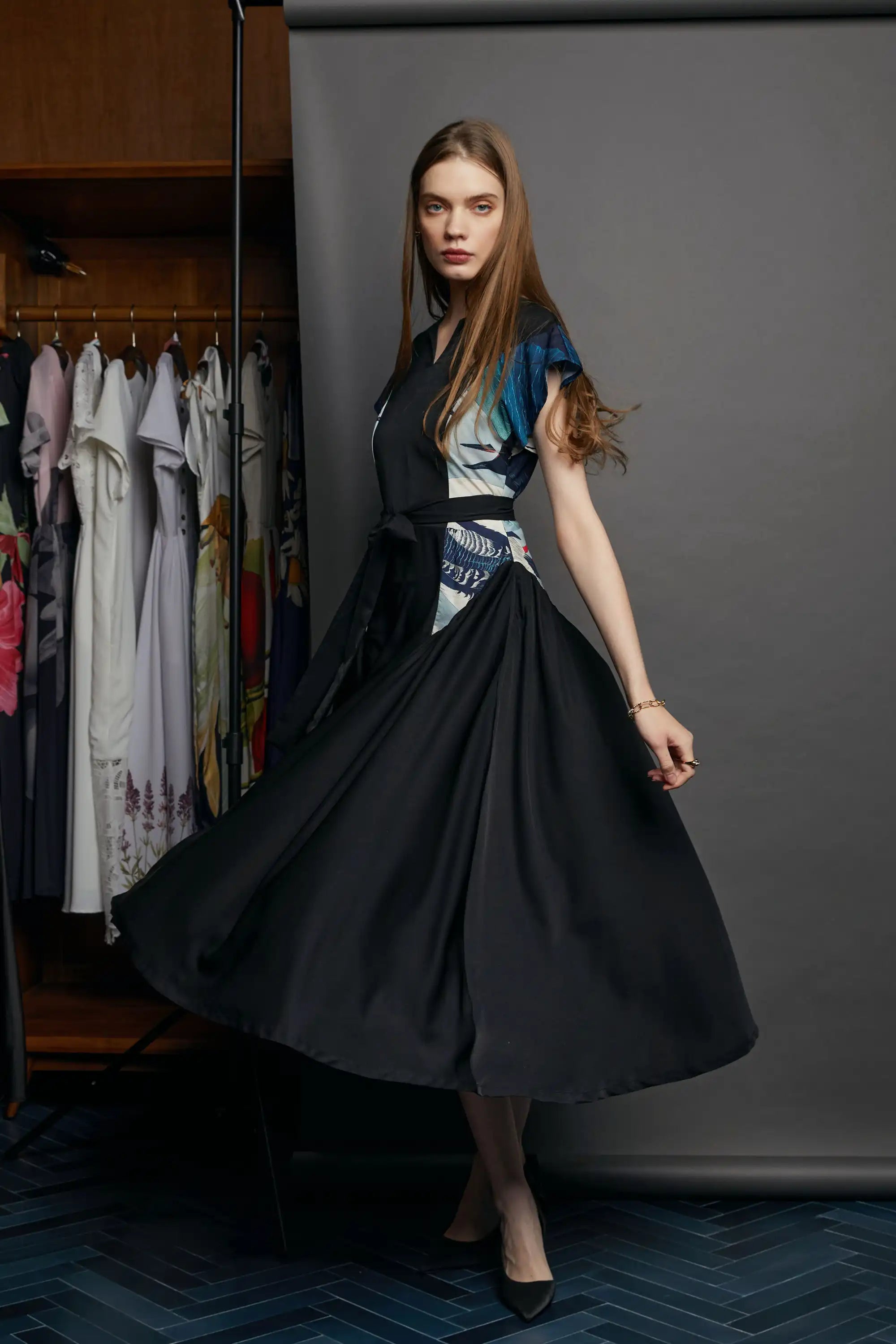 Bluebell Billowing Dress (Black Guillemot)