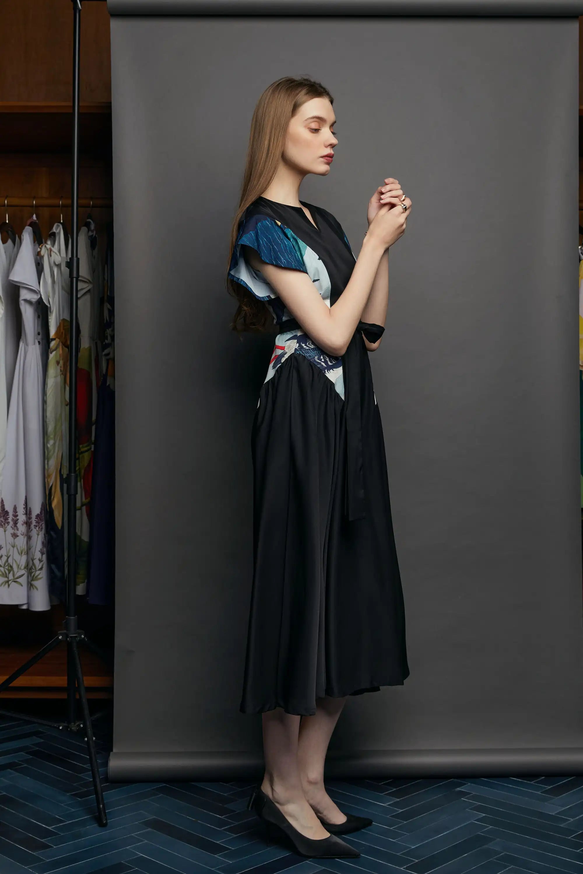 Bluebell Billowing Dress (Black Guillemot)