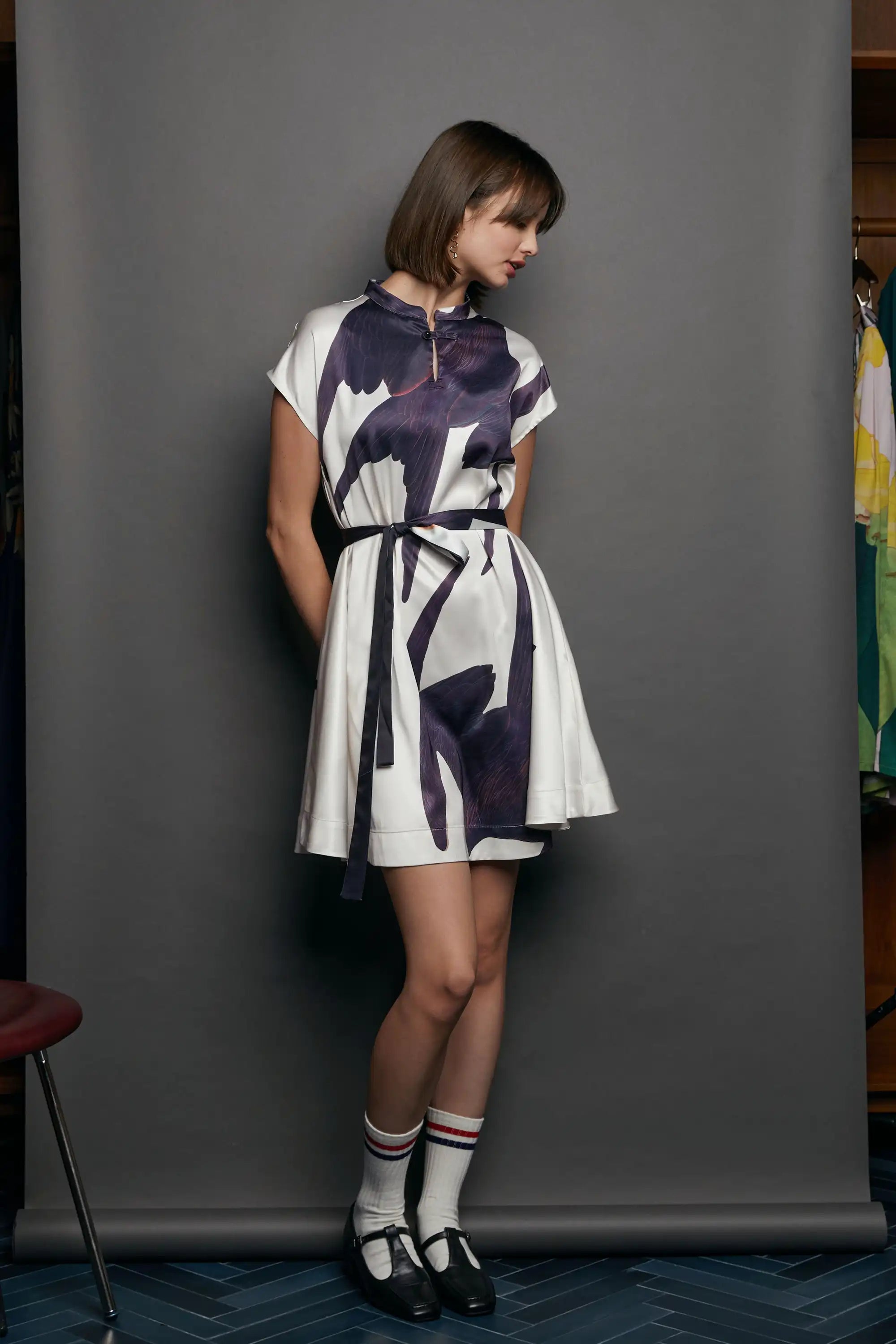 Micro Chinese Collar Pankou Mi-Knee Dress (Frigatebird)