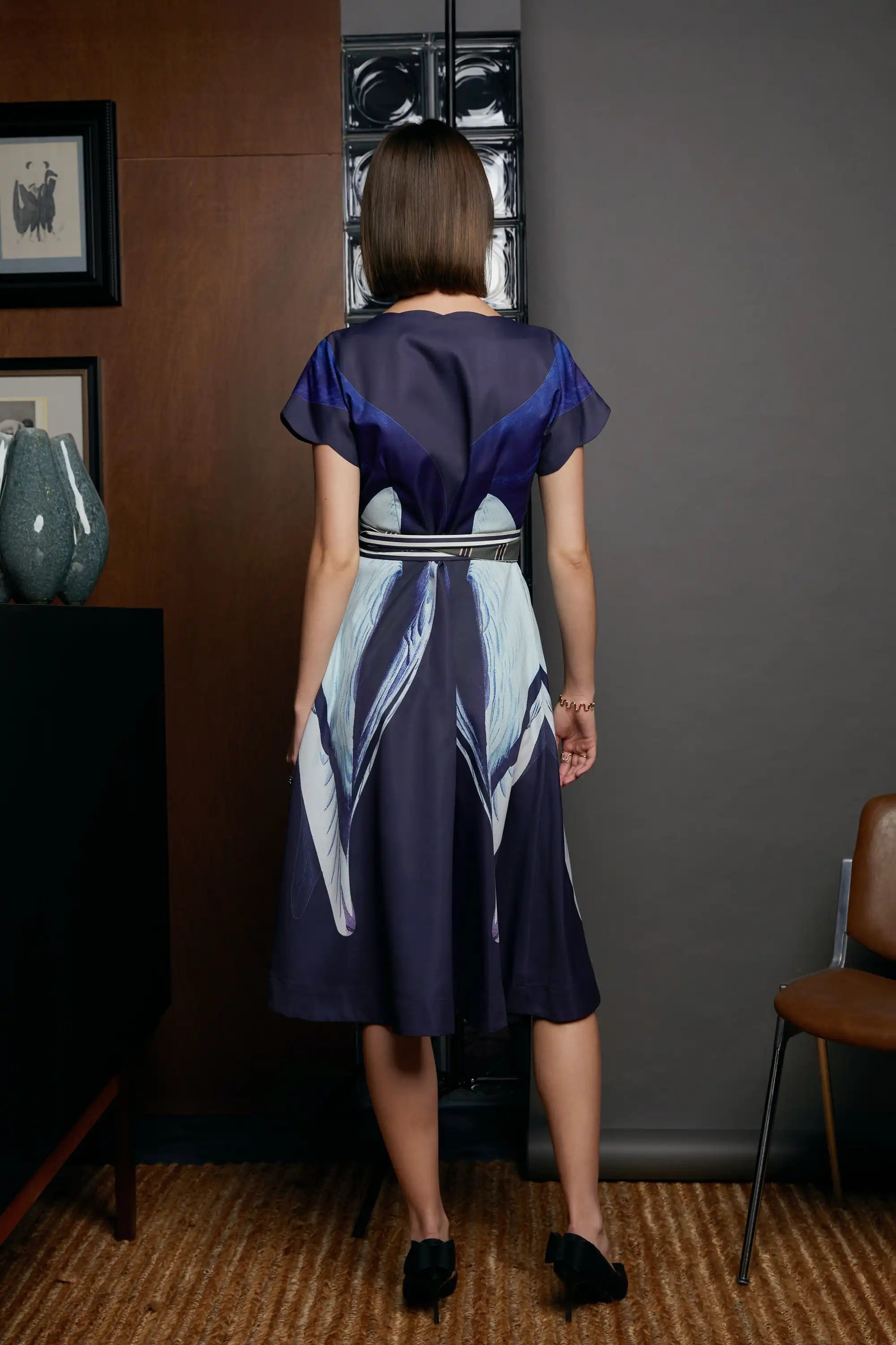 Scallop Fit & Flare Knee Dress (American Avocet)
