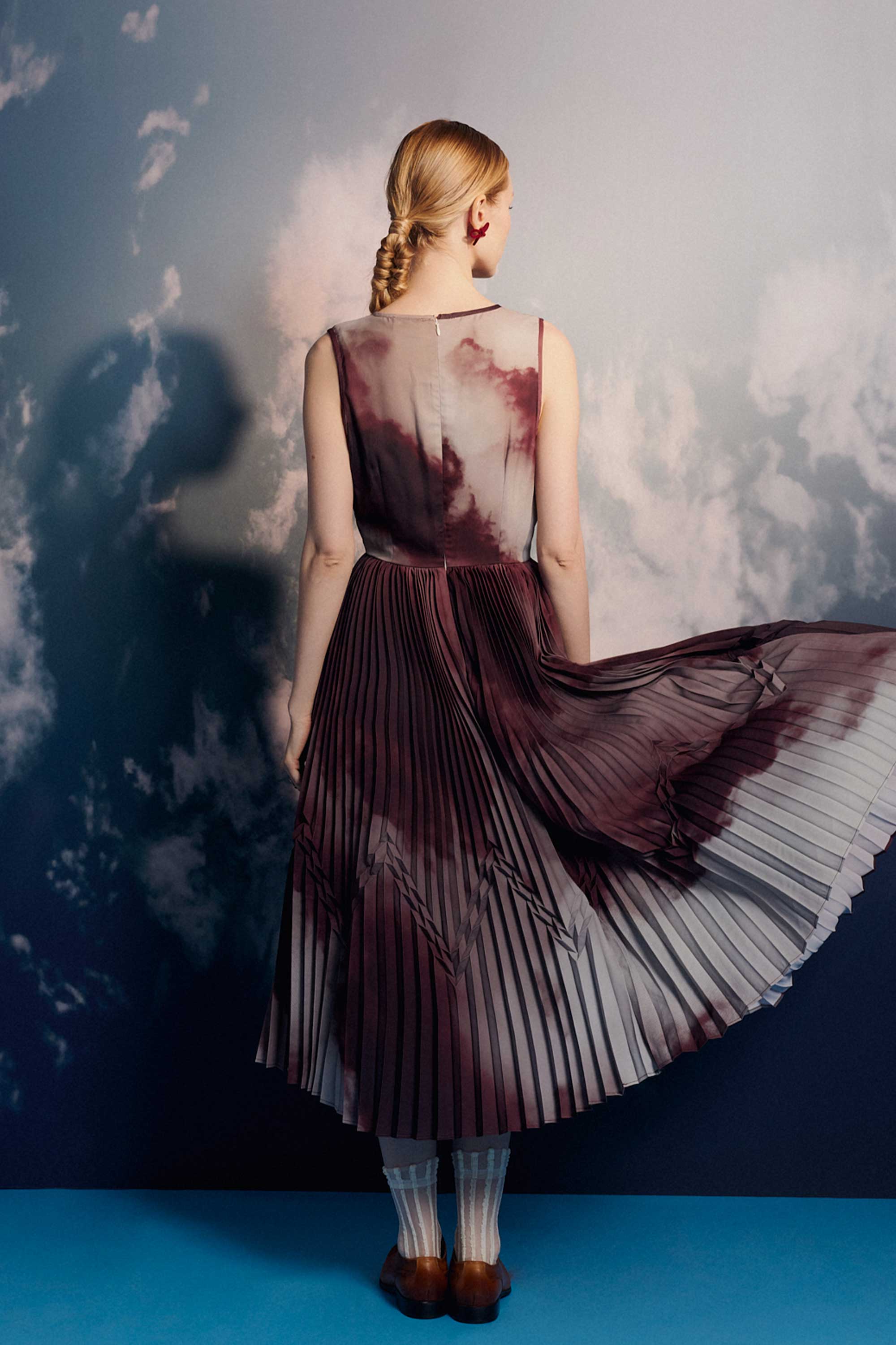 Sleeveless Fusion Pleat Dress (Alkaff)