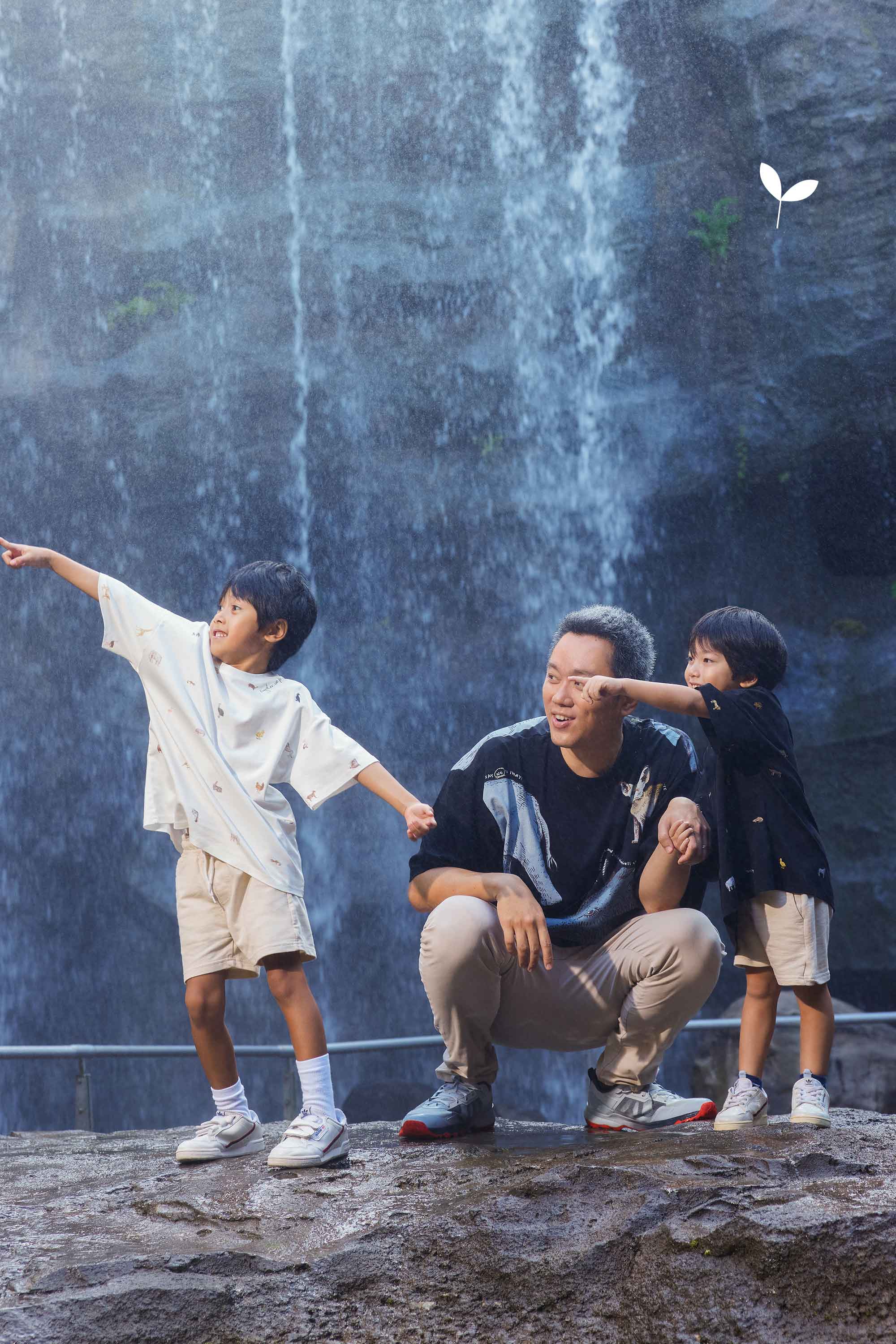 Kid Unisex Tee (Mandai Wildlife Reserve - Dark)