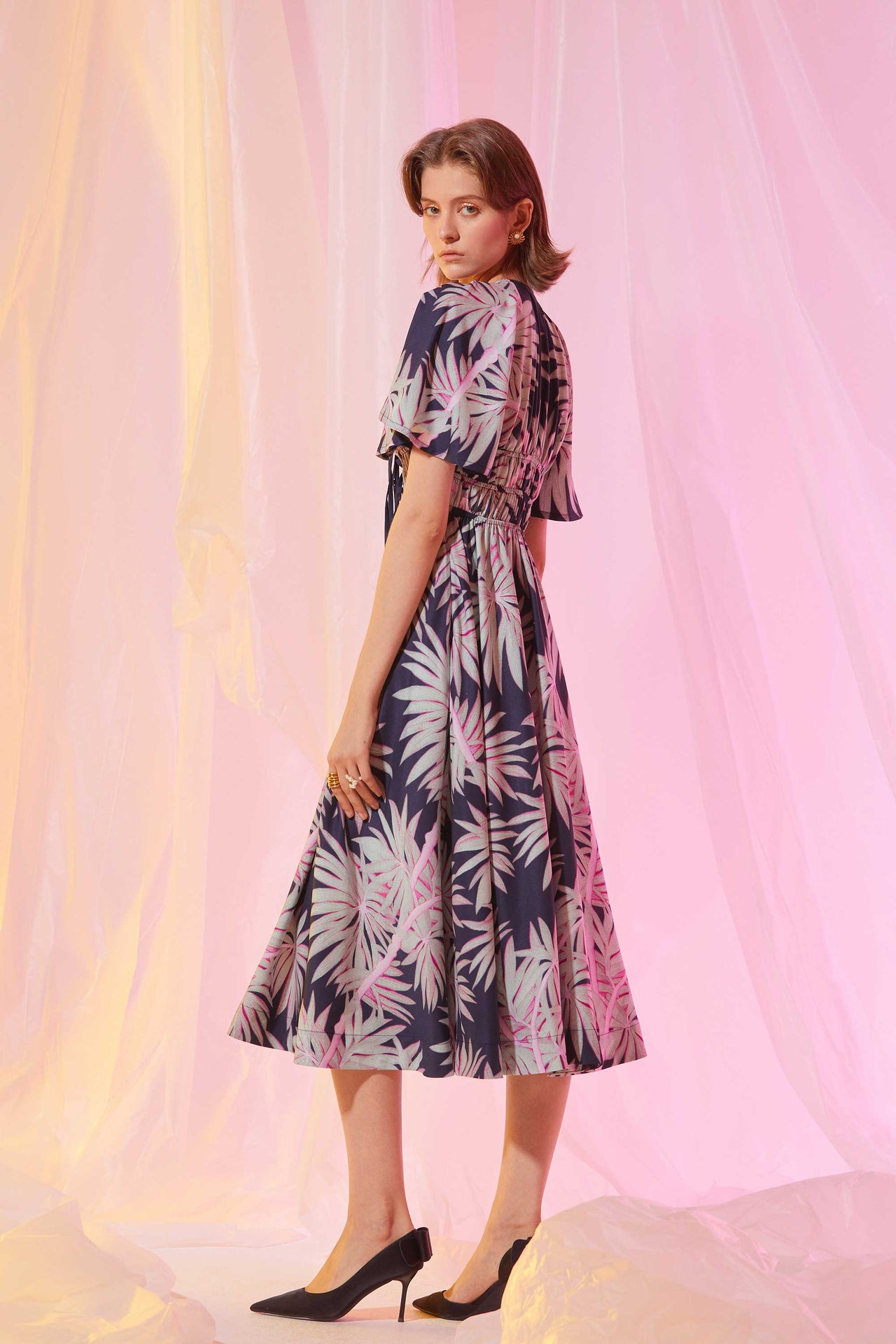 Flutter Sleeves Cottage Midi Dress (Illusion)