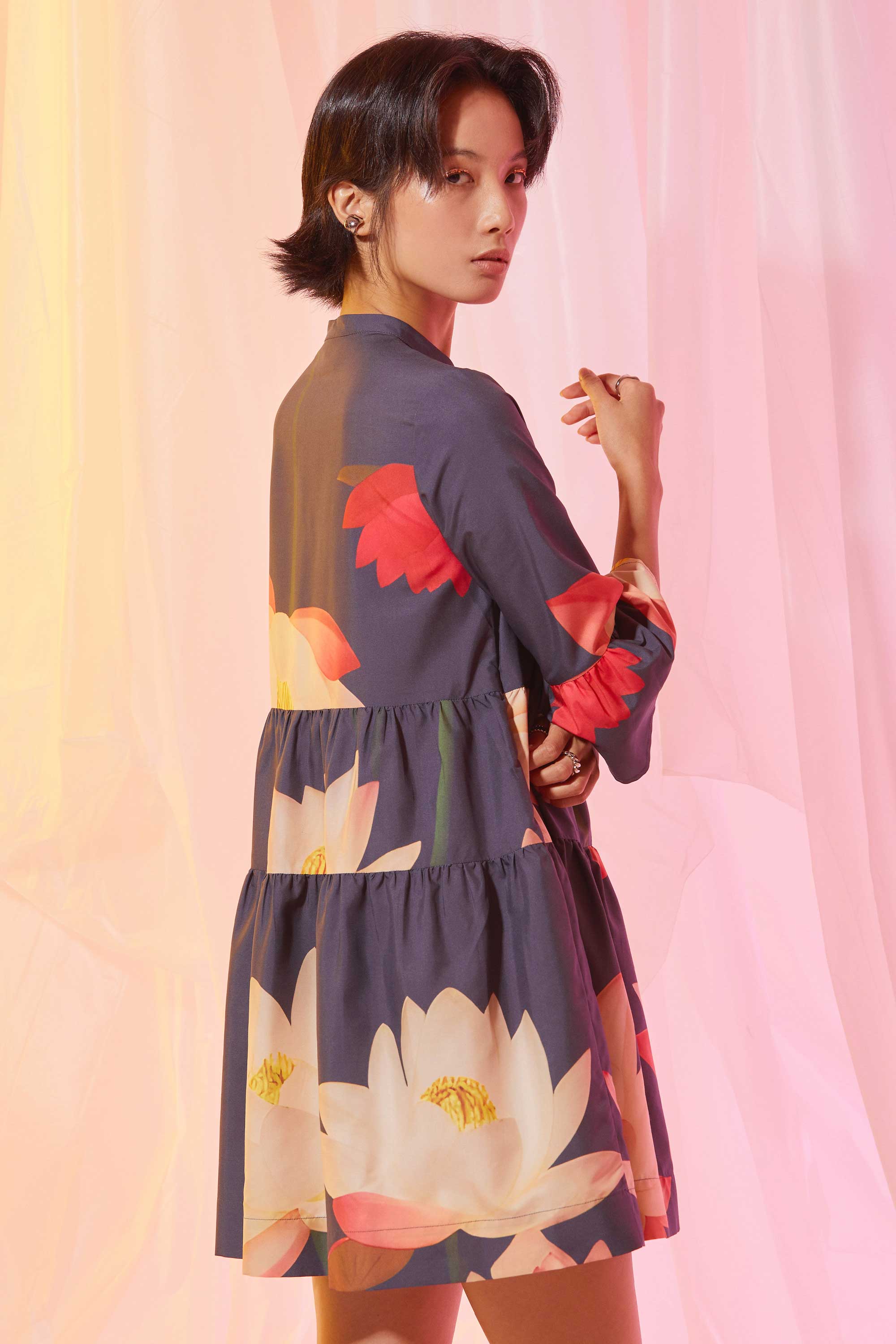 Piping Tiered Mi-Knee Dress (Ember)