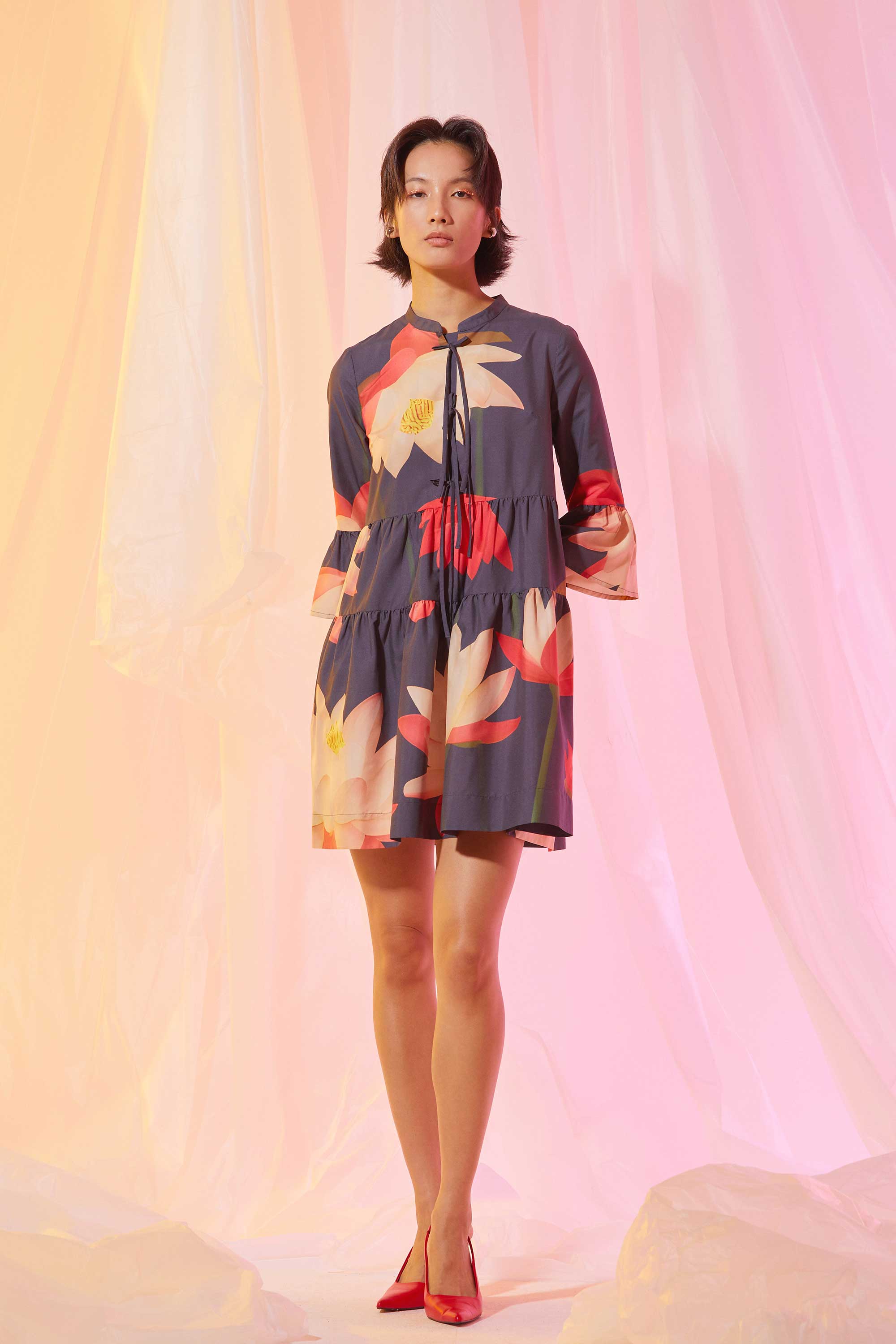 Piping Tiered Mi-Knee Dress (Ember)