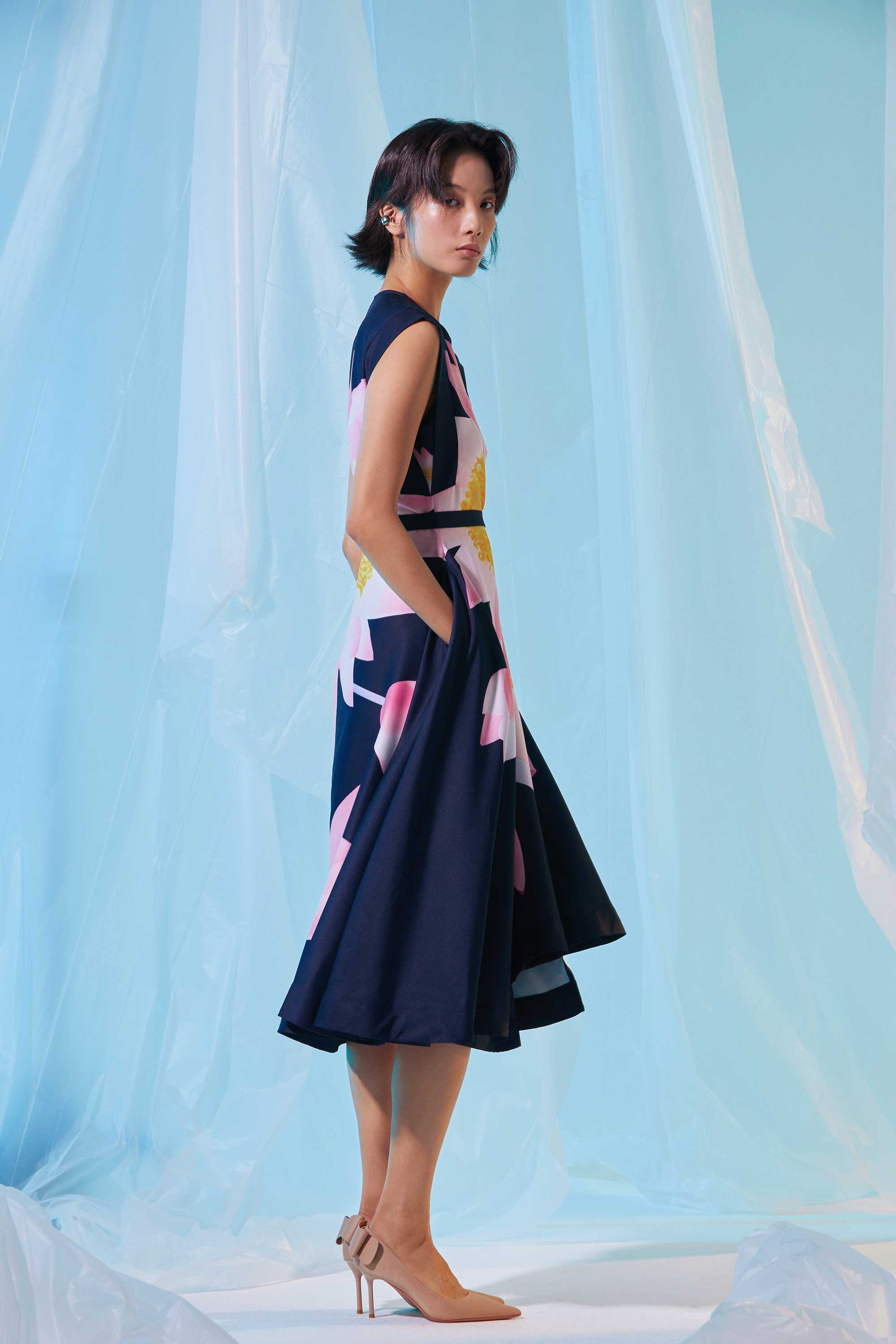Square Sleeve Shift Midi Dress (Breathe)