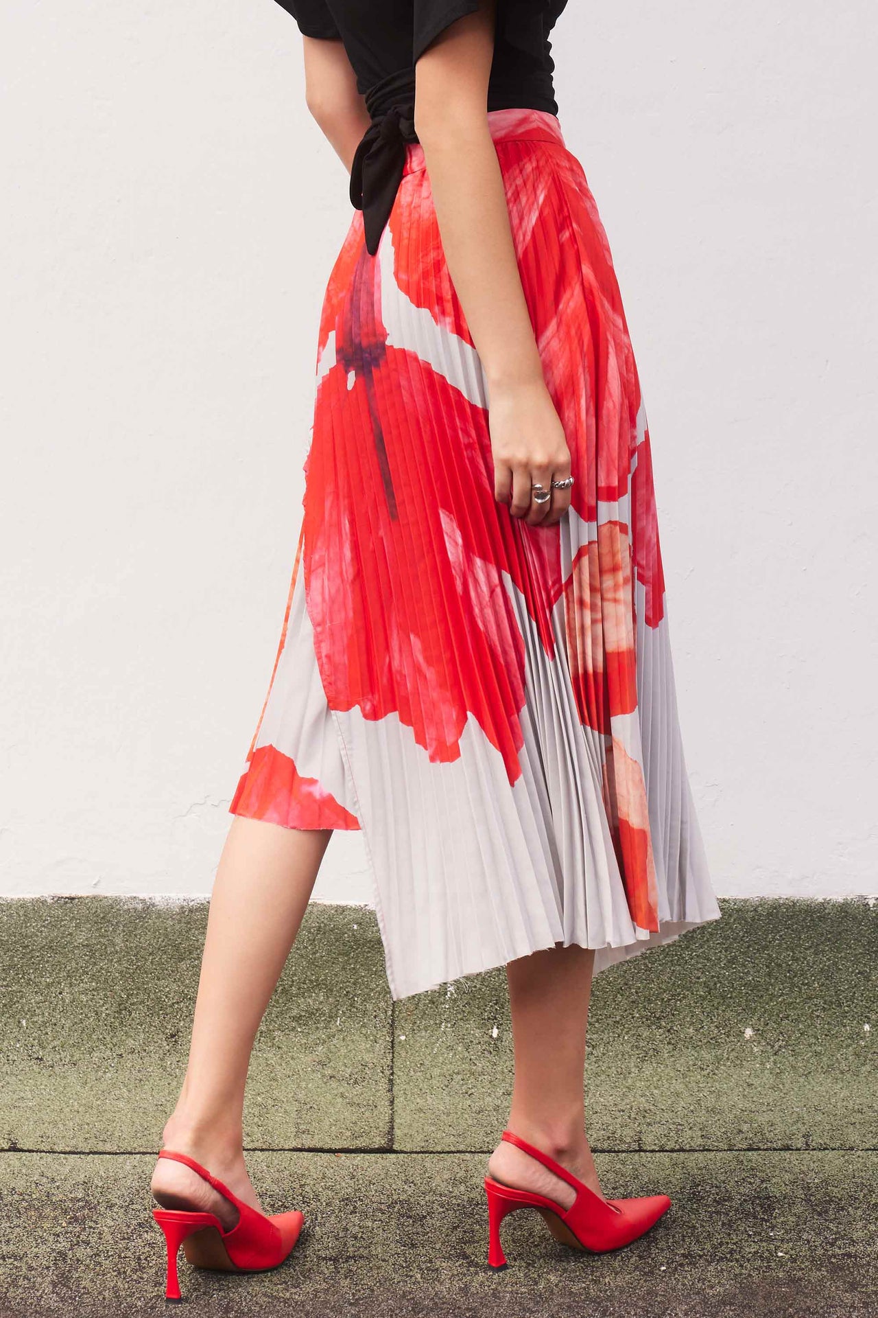 Asymmetrical Layered Pleated Skirt (Mexican Primrose Willow)