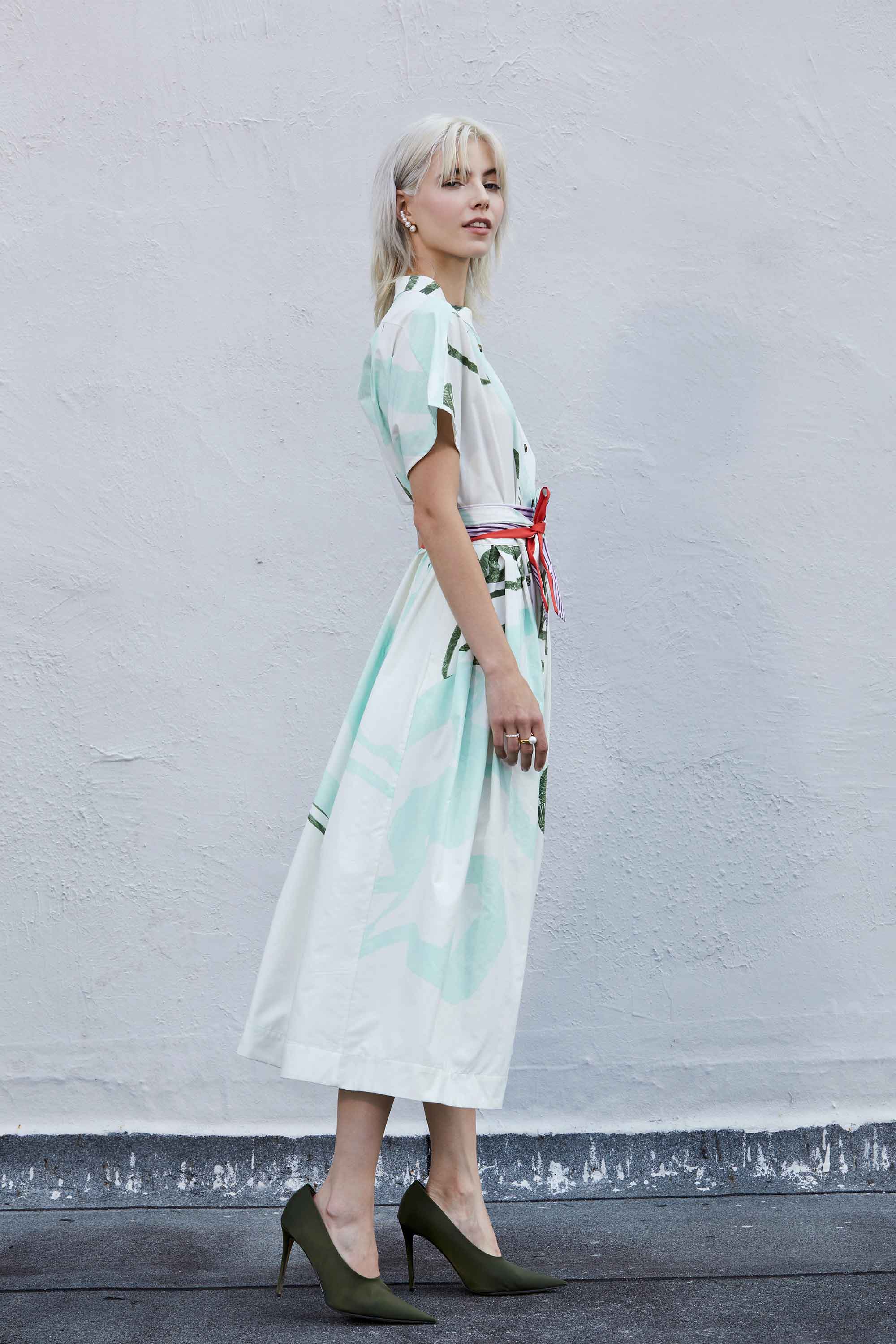Chinese Collar Dual Box Pleat Dress (Pause)