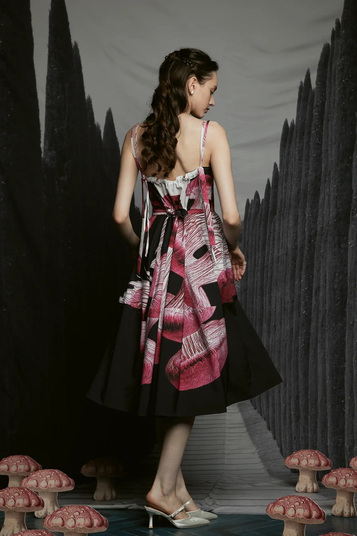 Adjustable Border Dress (Omphalotus)