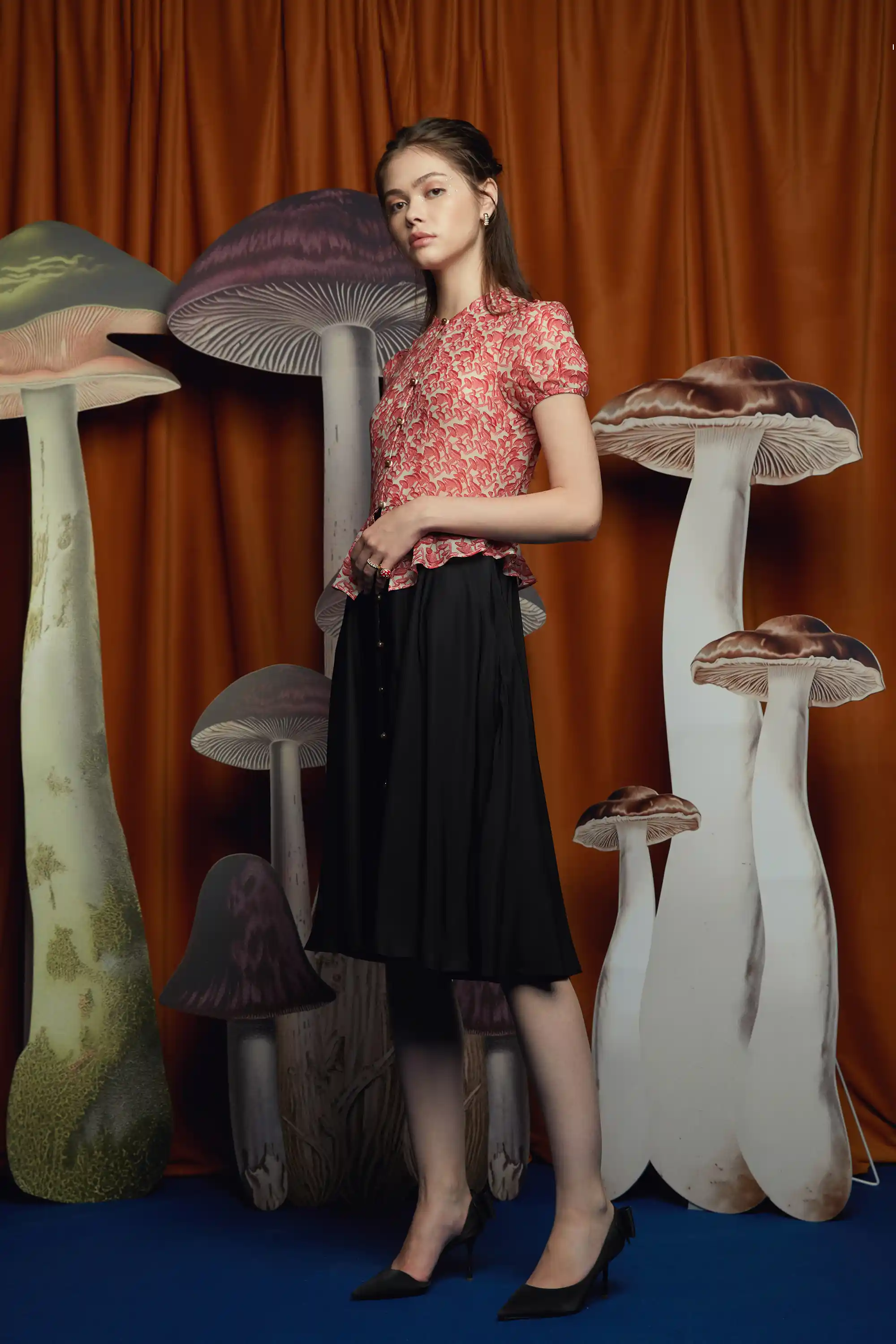 Keyhole Peplum Dress (Chanterelle)