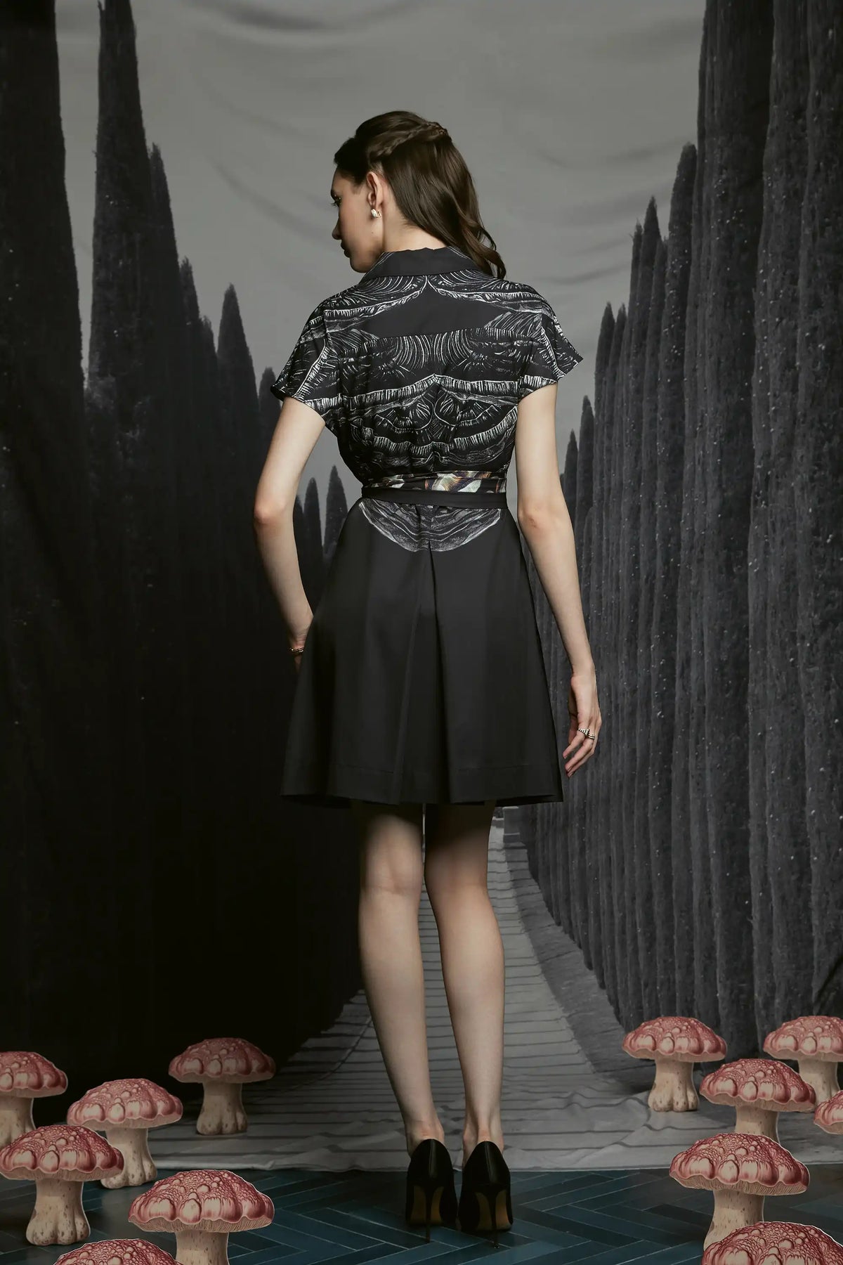 Trench Knee Dress (Craterellus)