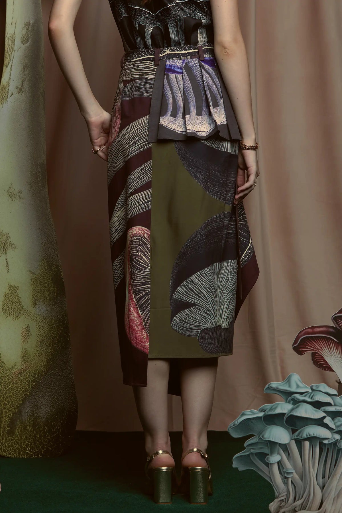 Wrap Layered Pencil Skirt (Hypholoma)
