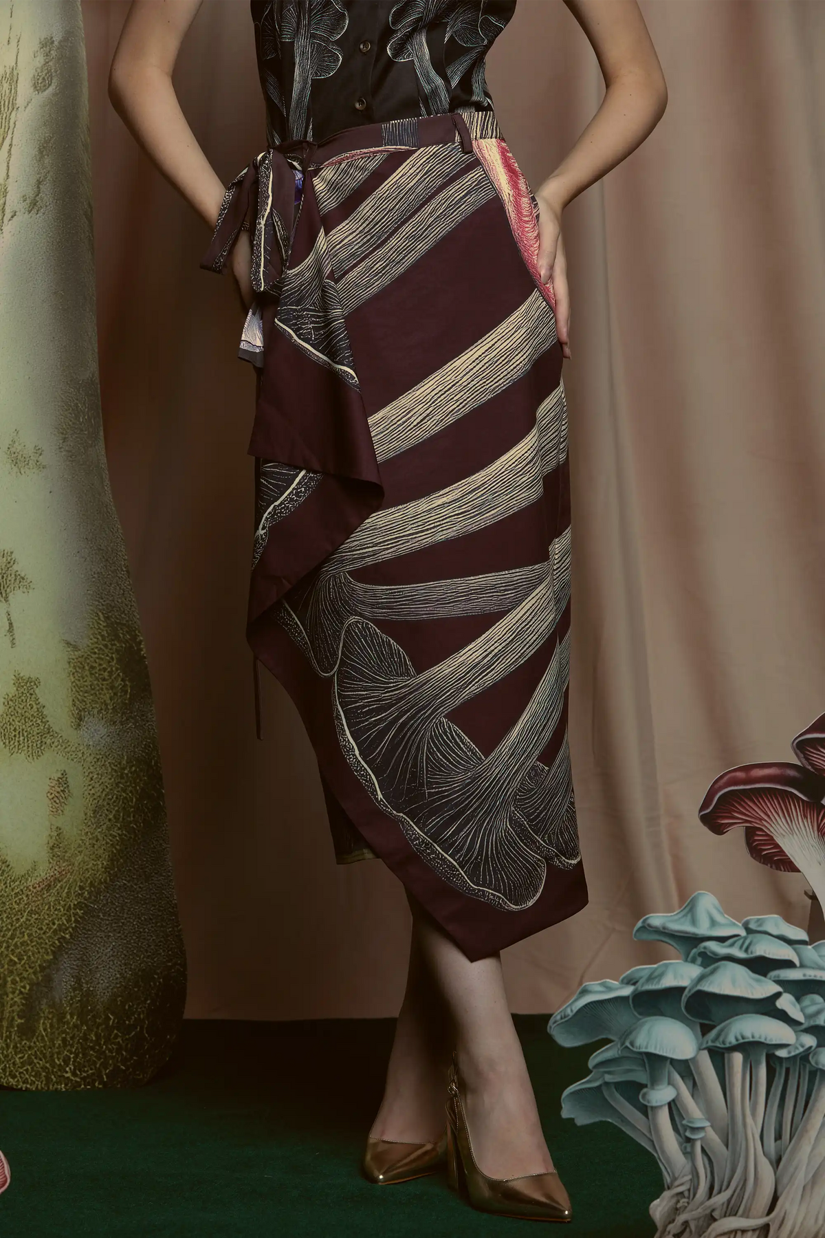 Wrap Layered Pencil Skirt (Hypholoma)