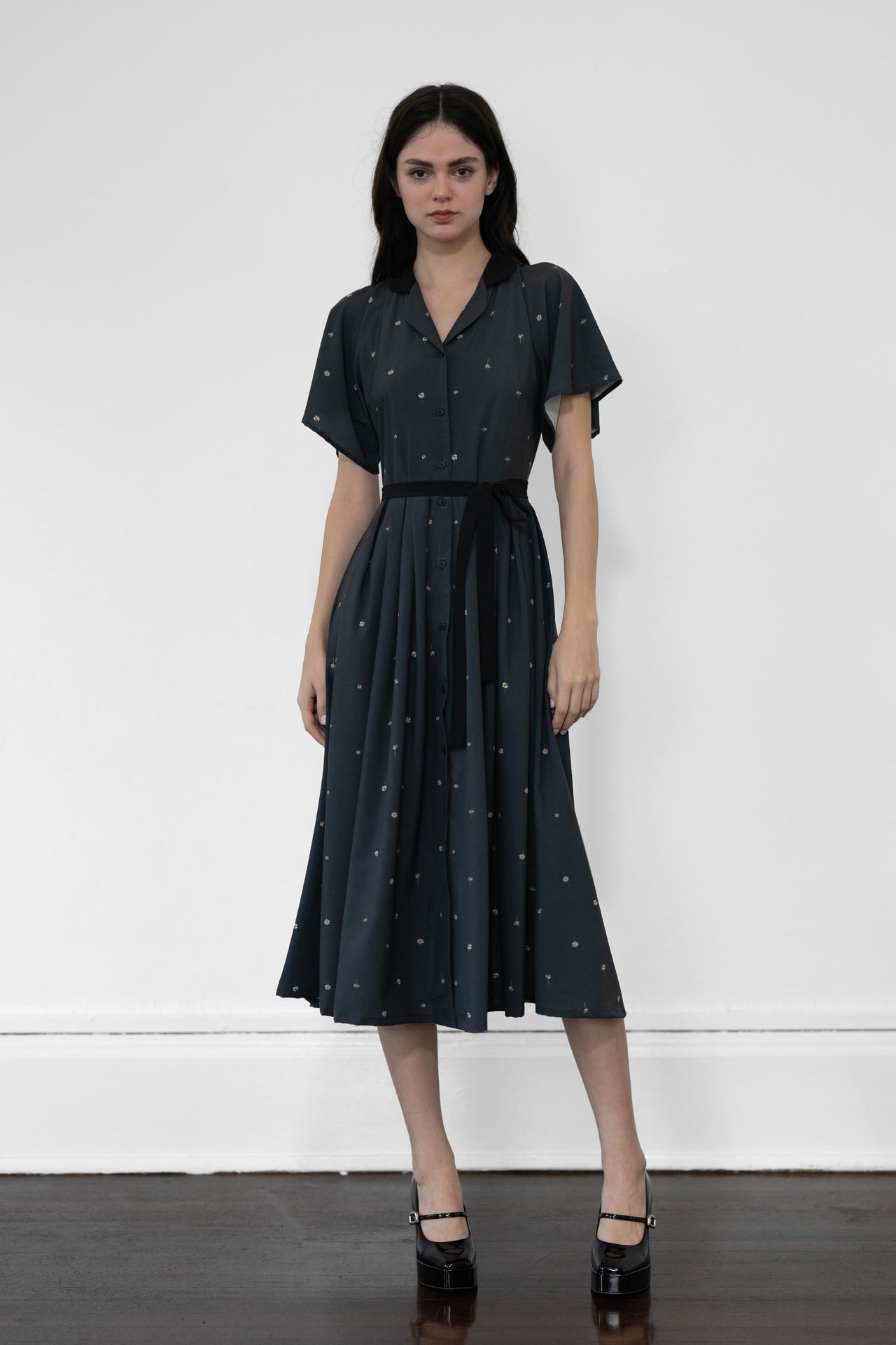 Flutter Sleeve Fit & Flare Midi Dress (Beggar's Tick)