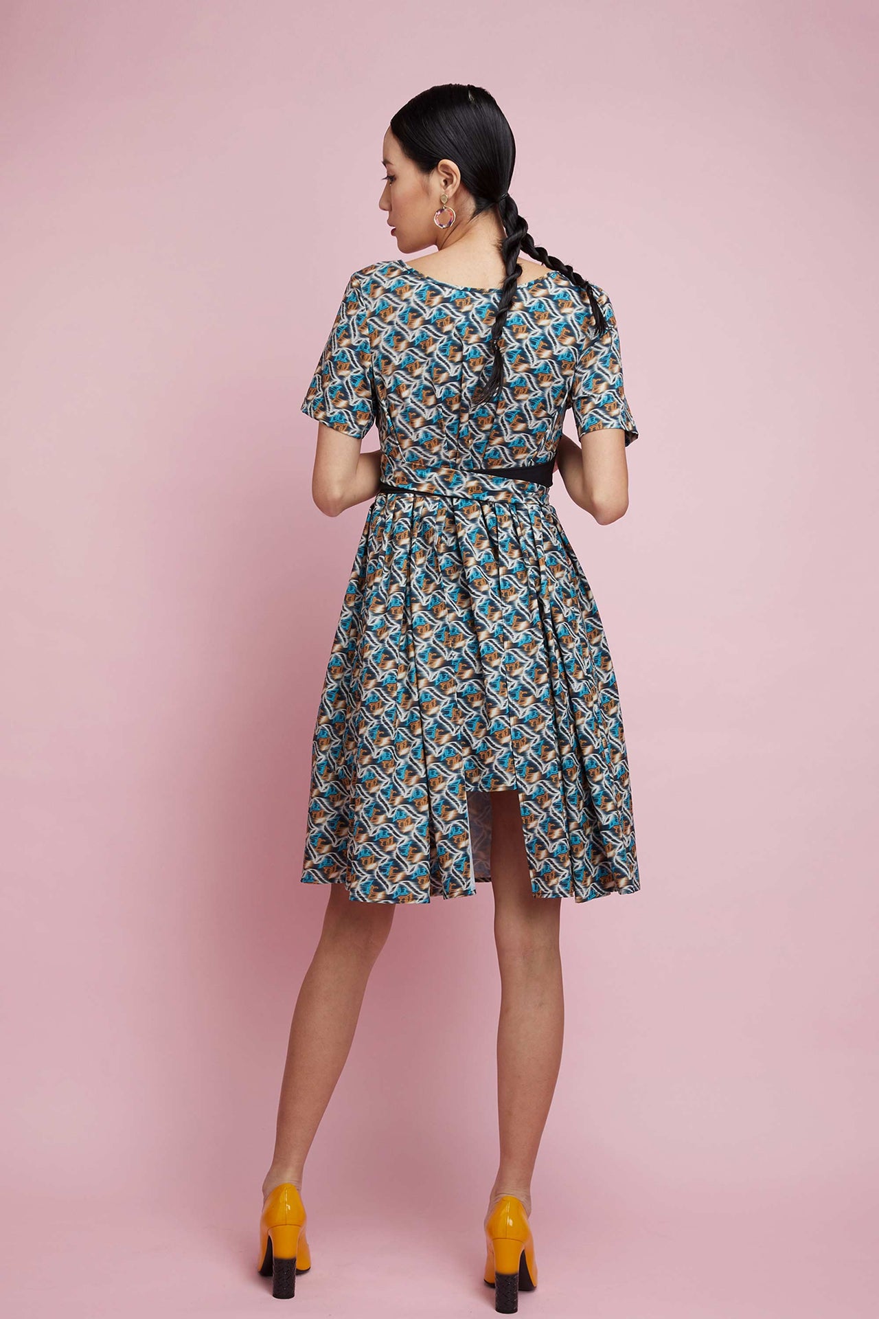 Back-to-Front Dual Box Pleat "Mi-Knee" Dress (Helicon Kecil)