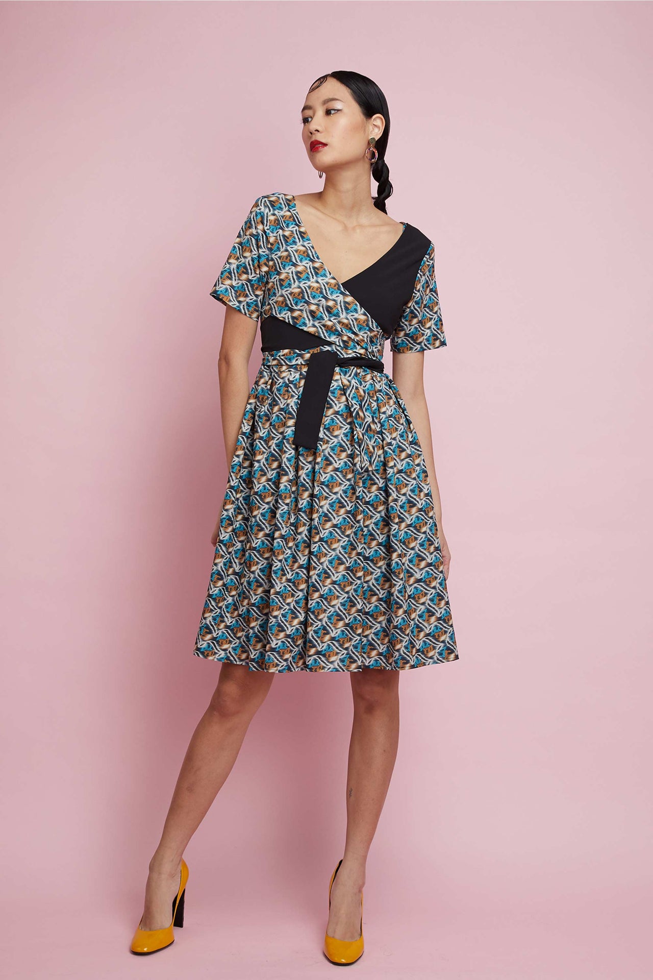 Back-to-Front Dual Box Pleat "Mi-Knee" Dress (Helicon Kecil)