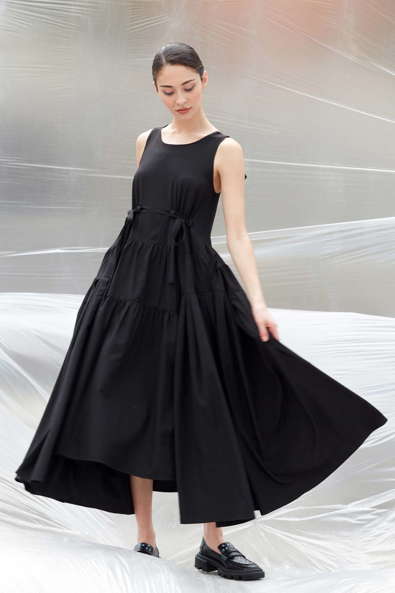Billowing Maxi Dress (Black)